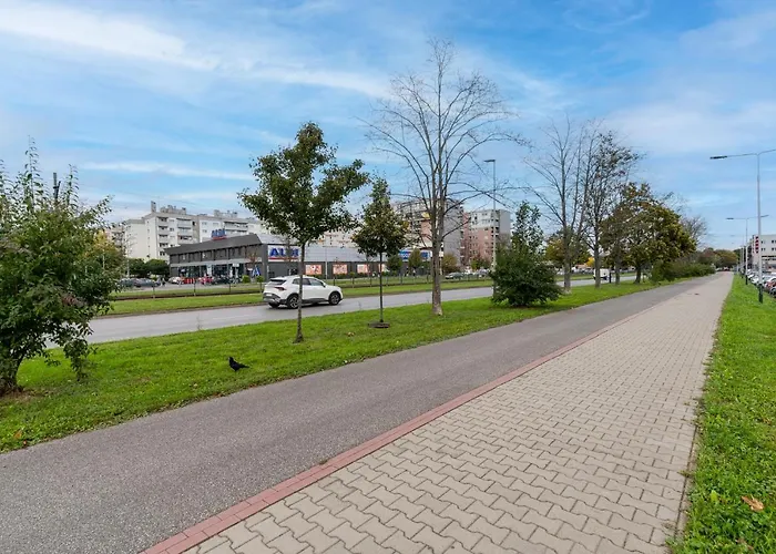 Osiedle Kombatantow Standard By Bookinghost * 克拉科夫